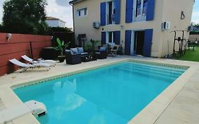 Suite 44M2 Avec Piscine